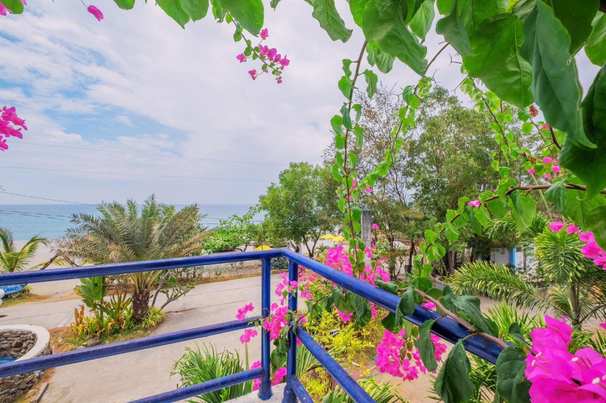 Club Monet Beachfront Resort By Cocotel Cabangan Oda fotoğraf